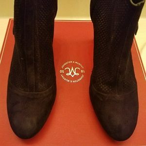 JOHNSTON & MURPHY NWB Perforated Blk Suede Bootie